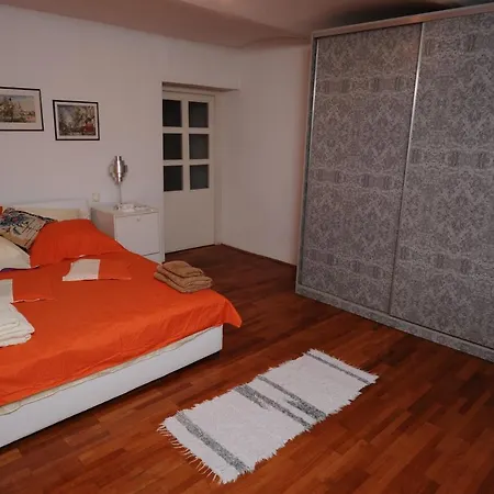 Milica Apartment *